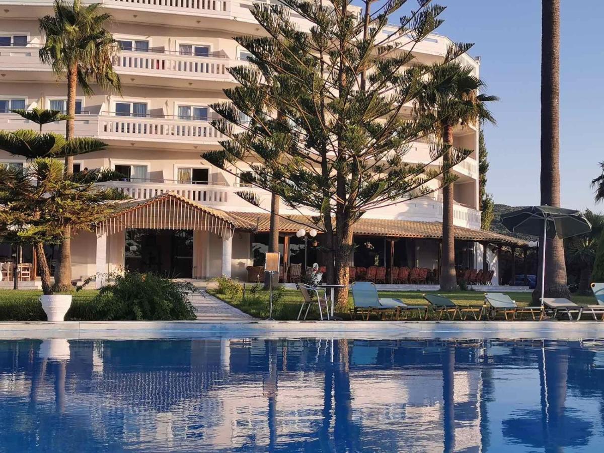 Regina Hotel Kíszamosz Kültér fotó