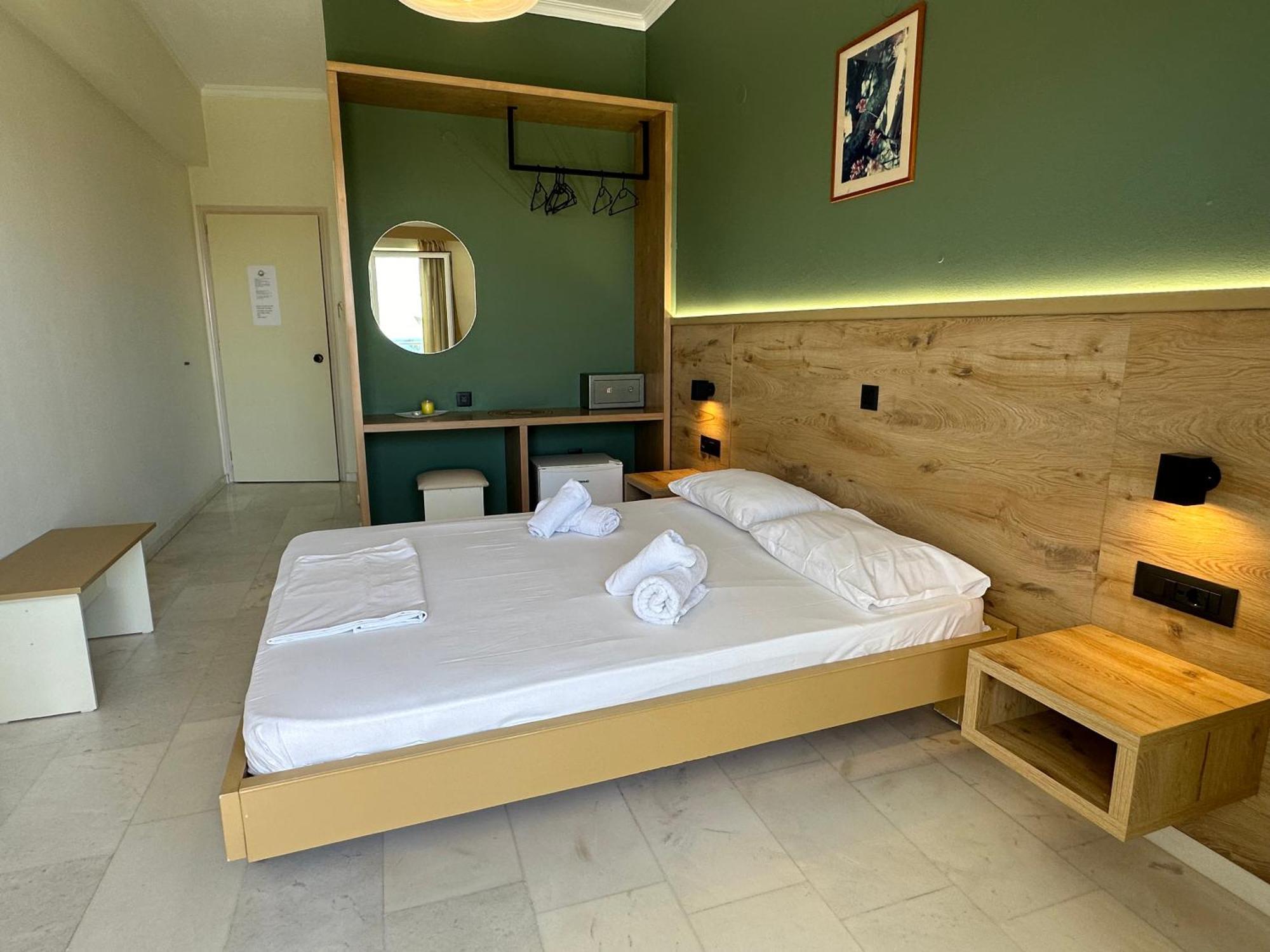 Regina Hotel Kíszamosz Kültér fotó