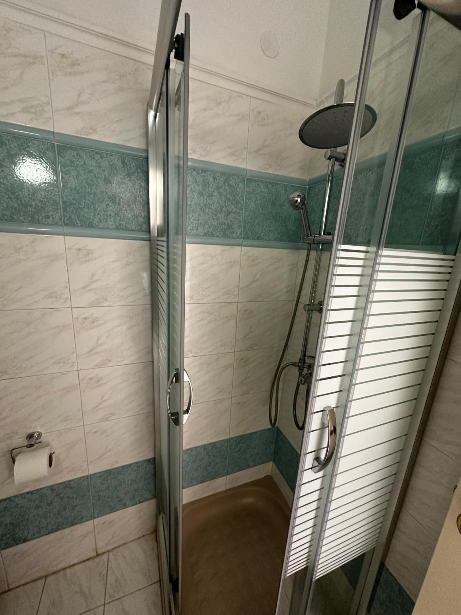 Regina Hotel Kíszamosz Kültér fotó